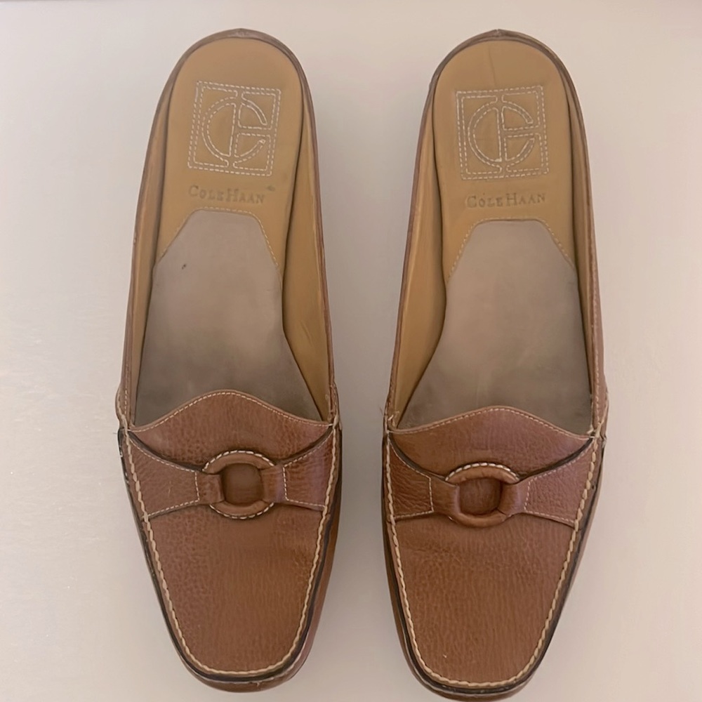 COLE HAAN brown leather mules 8AA approx 1” heel